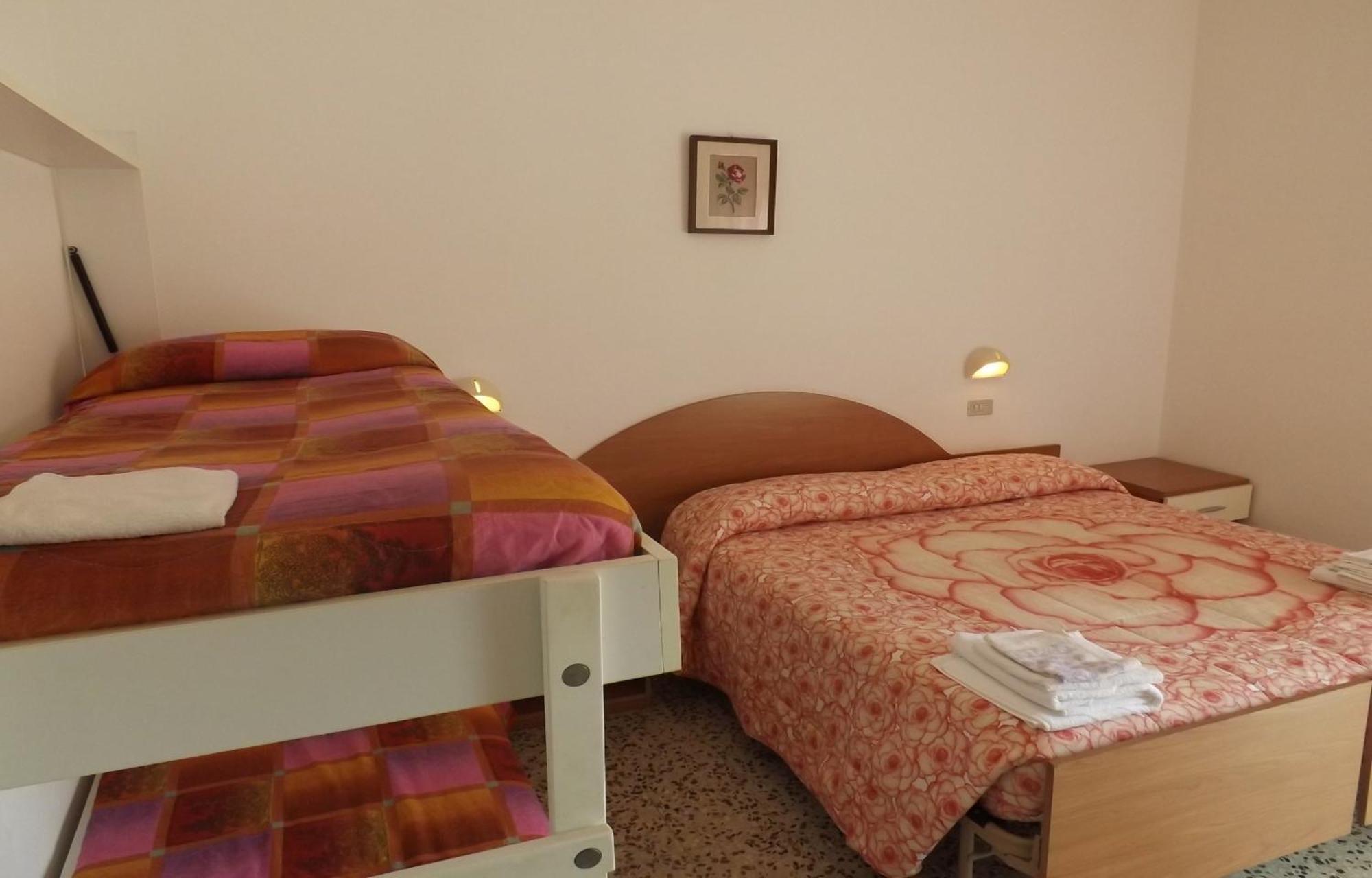 Hotel La Vela Bellaria-Igea Marina Habitación foto